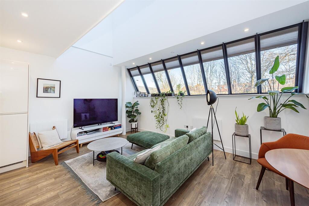 Additional image 2 of Sutton Road, St. Albans