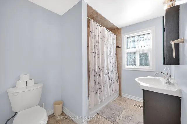 Additional image 18 of 71 Treverton Dr