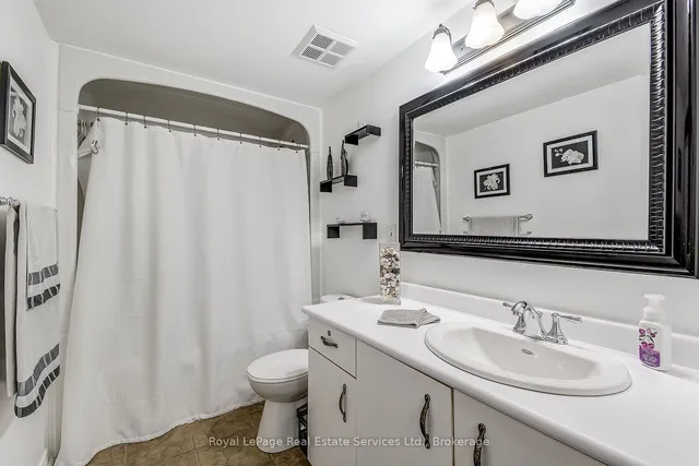 Additional image 35 of 1431 Walkers Line Unit 411