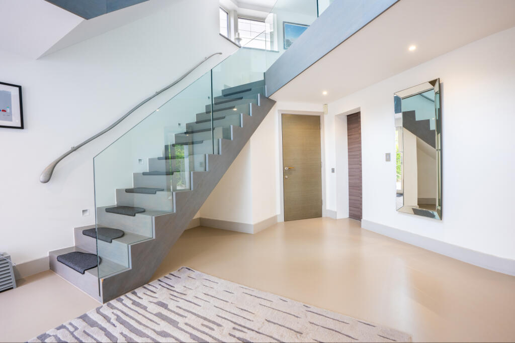 Additional image 13 of Alington Close, Evening Hill, Poole, BH14