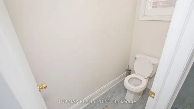 Additional image 27 of 40 John Carroll Dr