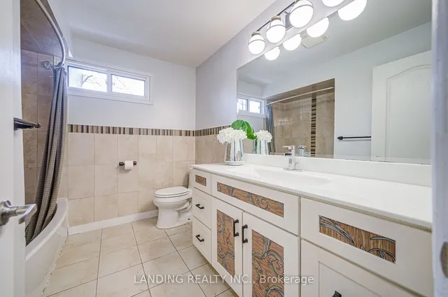 Additional image 17 of 61 Kingslake Rd