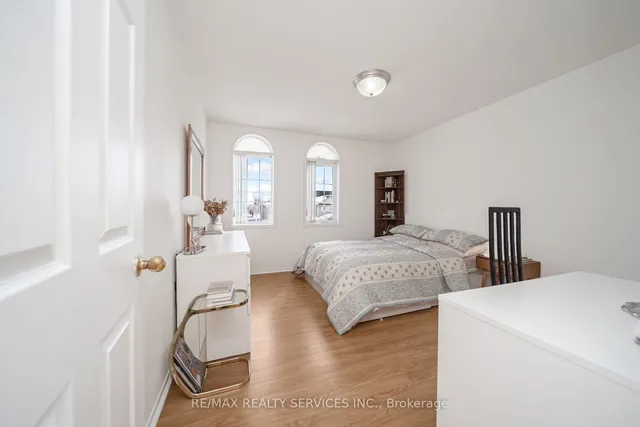 Additional image 33 of 60 Dwellers Rd