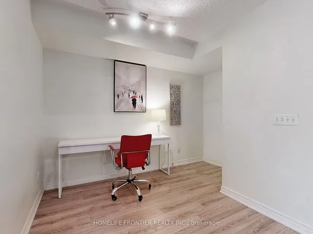 Additional image 18 of 30 Grand Trunk Cres Unit 1812