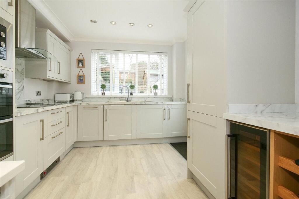 Additional image 9 of Somerset Avenue, Baildon, Shipley, West Yorkshire, BD17