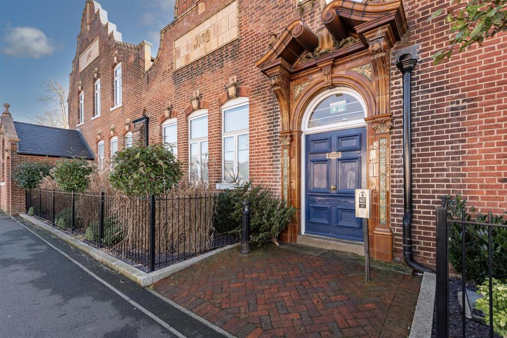 Additional image 20 of Sutton Road, St. Albans