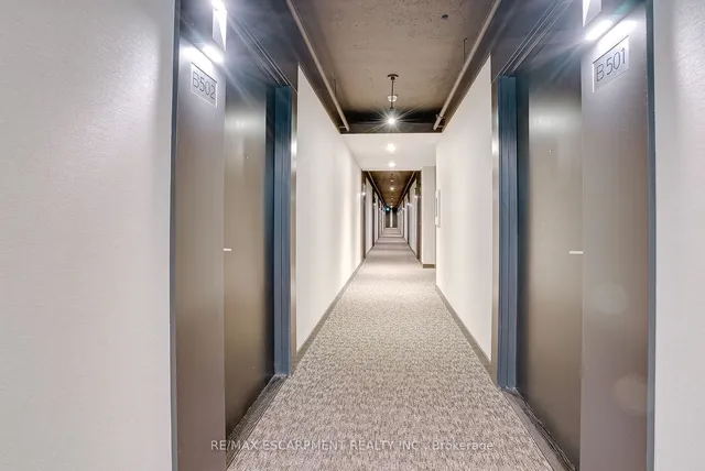 Additional image 10 of 5230 DUNDAS St Unit 527