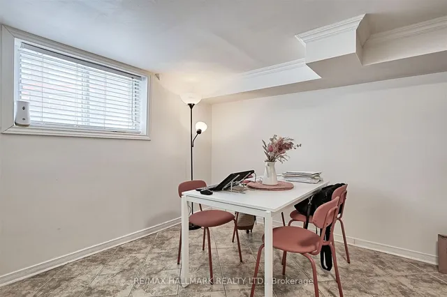 Additional image 30 of 471 Gilbert Ave