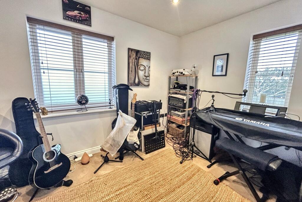 Additional image 9 of Parkstone