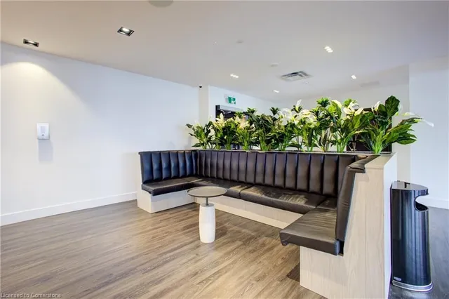 Additional image 34 of 5 Wellington St Unit 1505