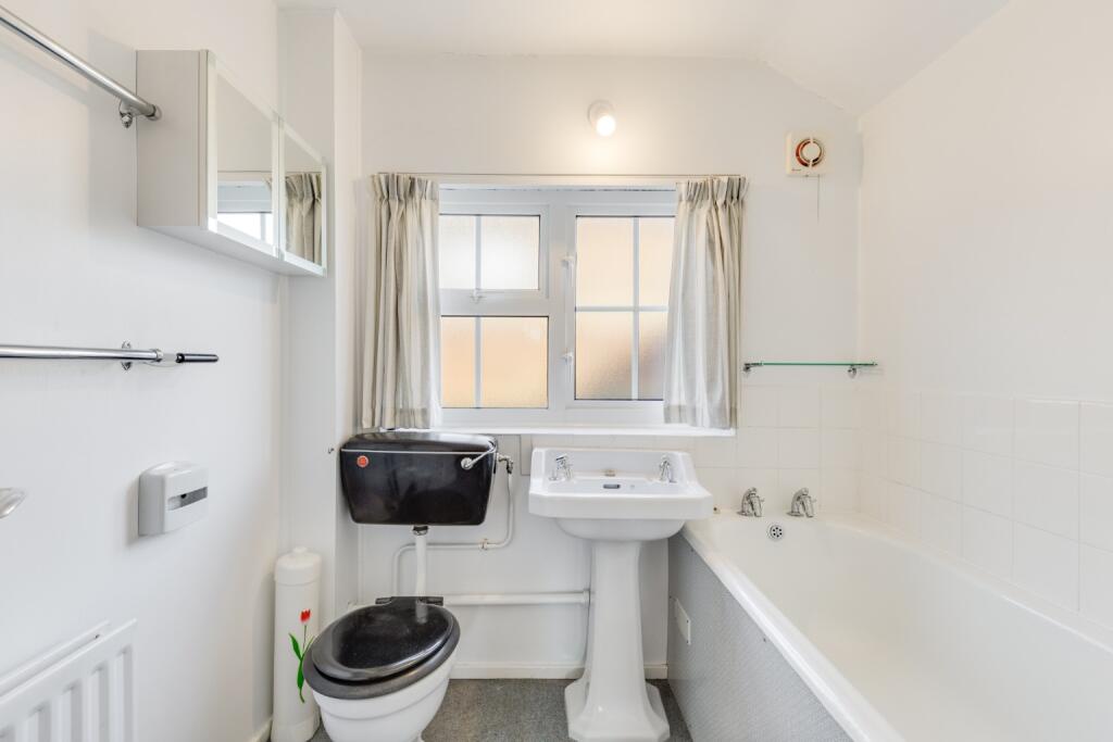 Additional image 16 of Templewood, Welwyn Garden City, Hertfordshire, AL8