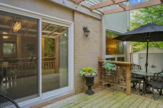 Additional image 30 of 1027 Elizabeth Pl