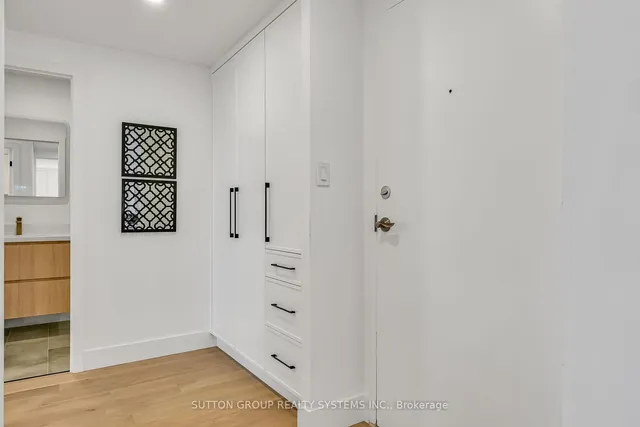 Additional image 4 of 250 Scarlett Rd Unit 2012
