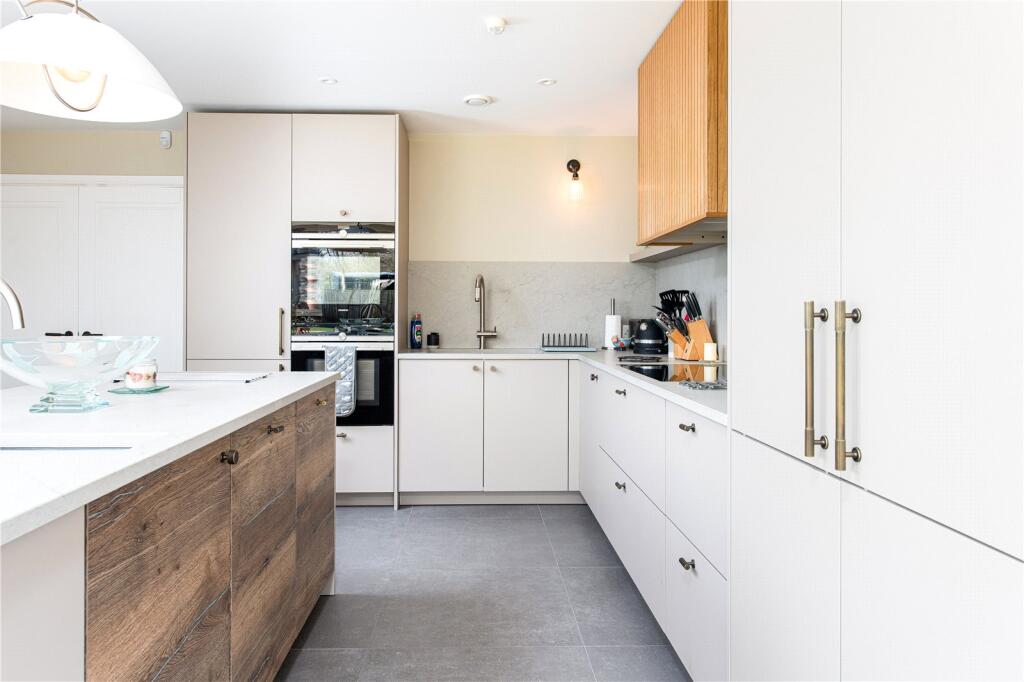 Additional image 9 of Longmeadow, Beckington, Frome, Somerset, BA11