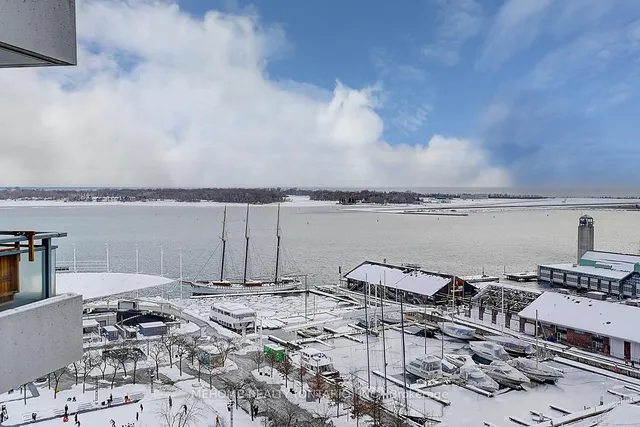 Additional image 35 of 228 Queens Quay Unit 1710