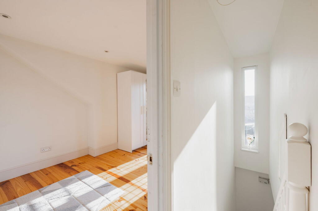 Additional image 18 of St. Philips Road, Newmarket, CB8