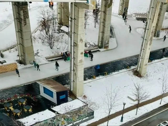 Additional image 17 of 231 Fort York Blvd Unit 1410