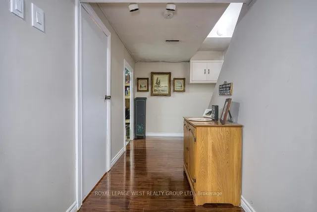 Additional image 37 of 45 Hansen Rd Unit 22