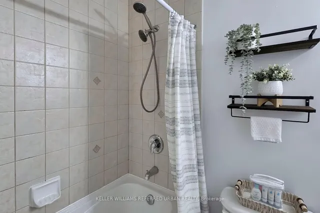 Additional image 26 of 1415 Lawrence Ave Unit 214