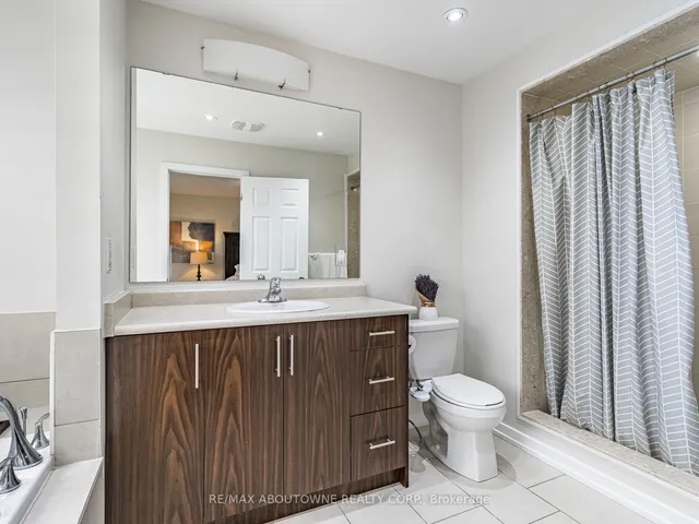 Additional image 24 of 26 Hoover Rd