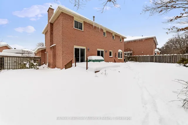 Additional image 33 of 416 Freeman Cres