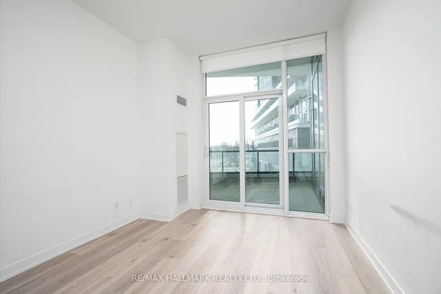 Additional image 11 of 50 Ordnance St Unit 323