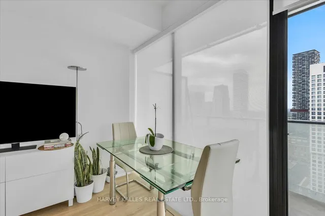 Additional image 14 of 161 Roehampton Ave Unit 3301