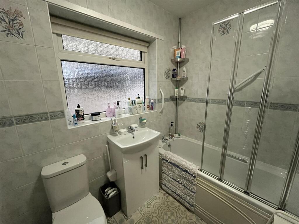 Additional image 5 of Markfield Drive, Low Moor, Bradford