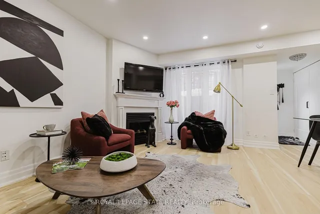 Additional image 6 of 16 Laidlaw St Unit 909