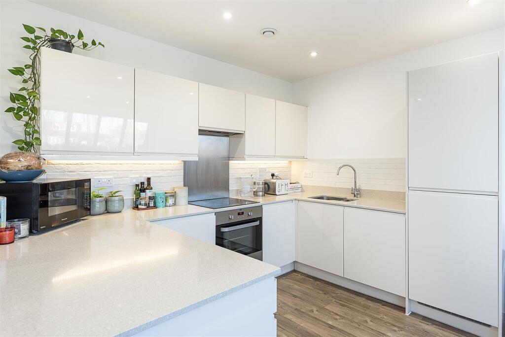 Additional image 5 of Sutton Road, St. Albans