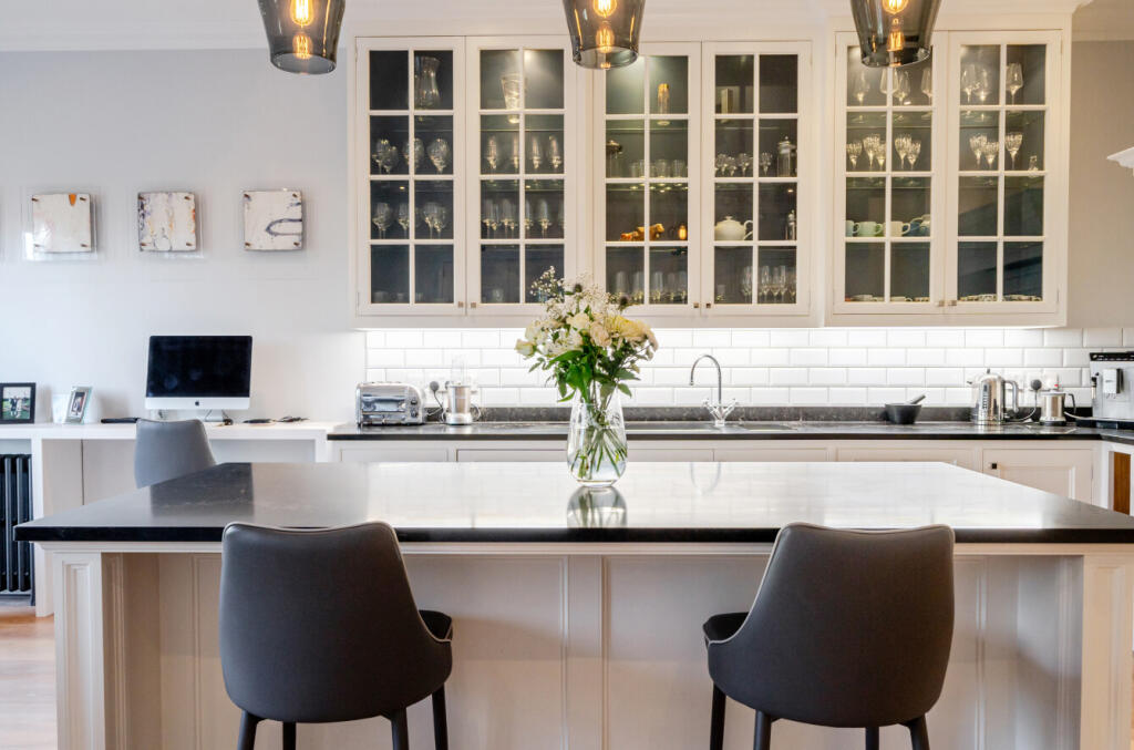 Additional image 13 of Woodclyffe Drive, Chislehurst, Kent, BR7