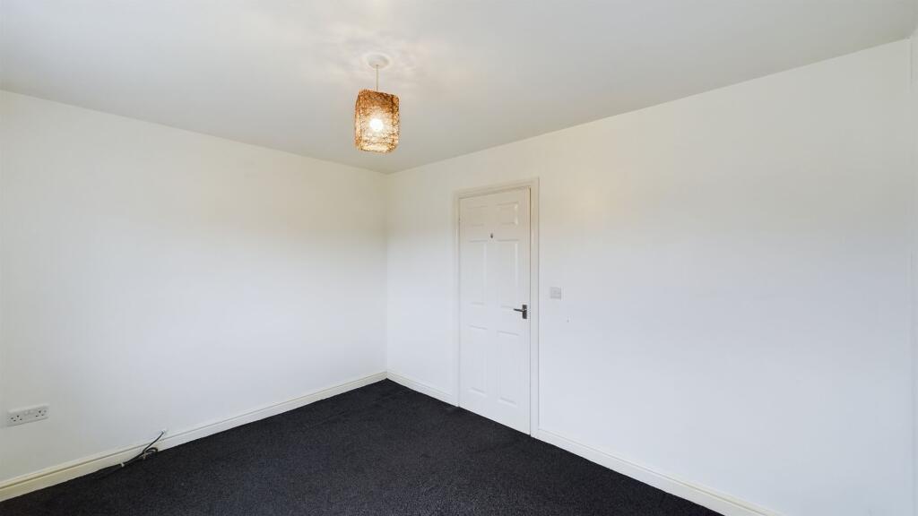 Additional image 11 of Collinfield Rise, Bradford, BD6