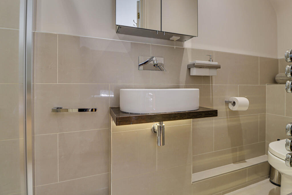 Additional image 20 of Saracens Head Yard, Pageant Road, St Albans, AL1