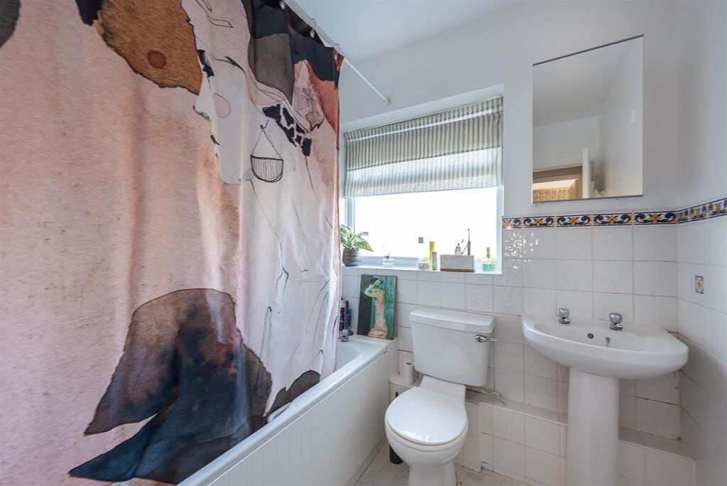 Additional image 7 of Marquis Lane, Harpenden