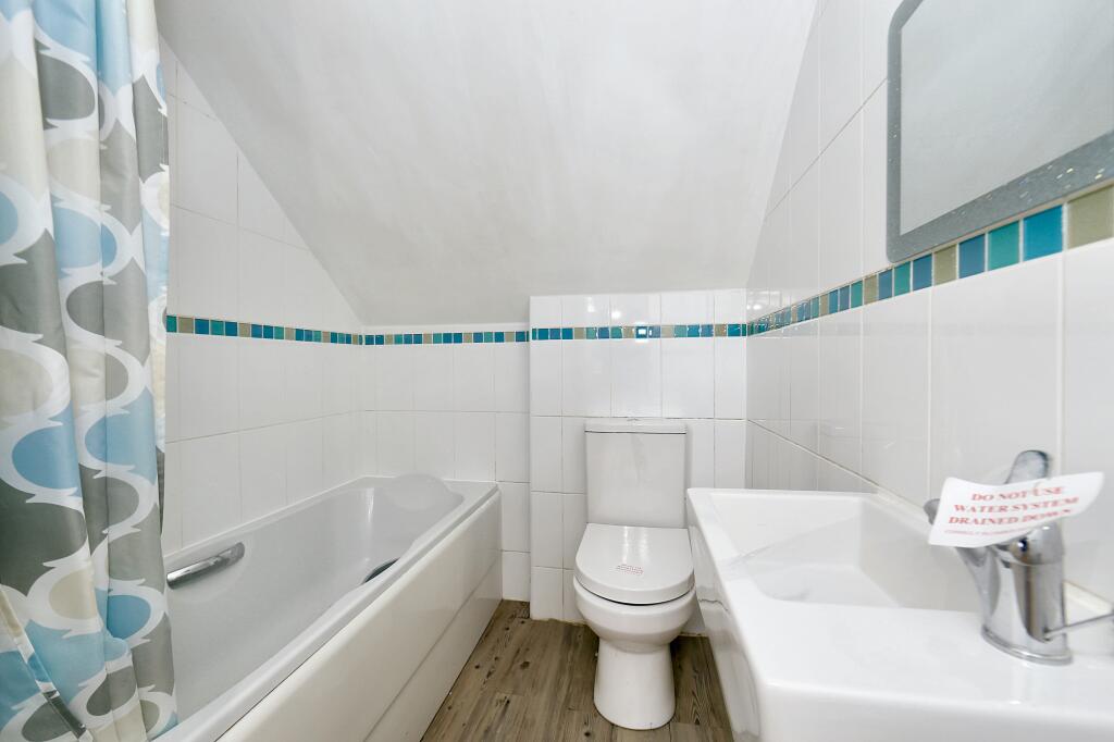 Additional image 10 of Flat 5, 1118 Evesham Road, Astwood Bank, Redditch, Worcestershire, B96 6EA