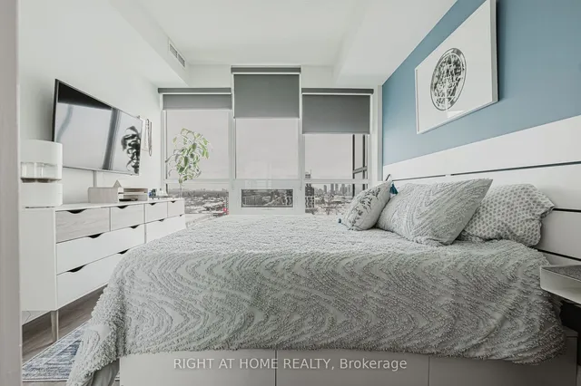 Additional image 8 of 1185 The Queensway Unit 815