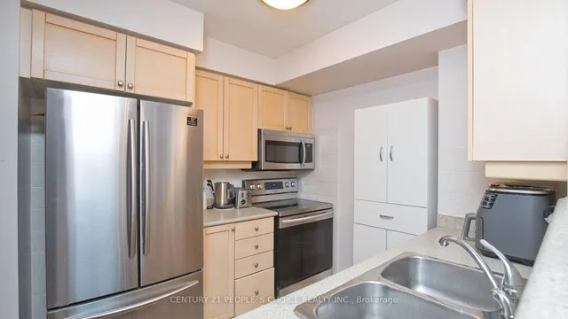 Additional image 19 of 700 Humberwood Blvd Unit 1027
