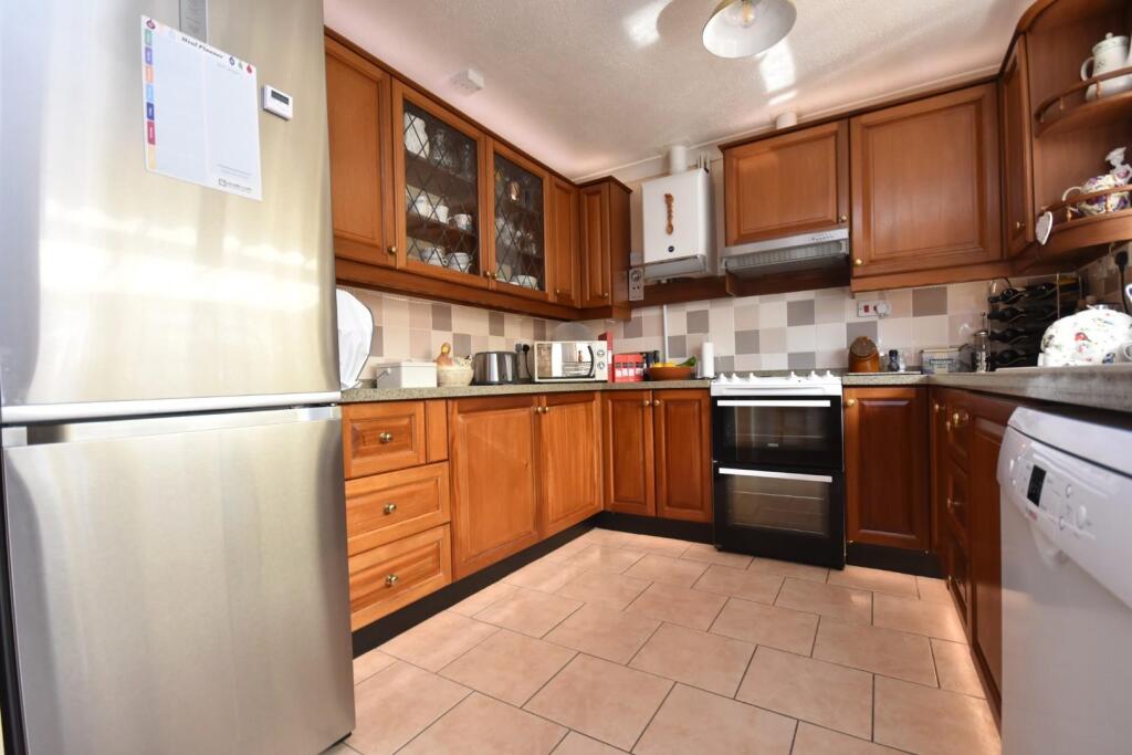 Additional image 6 of 7 Uphill Close, Sully, CF64 5UT