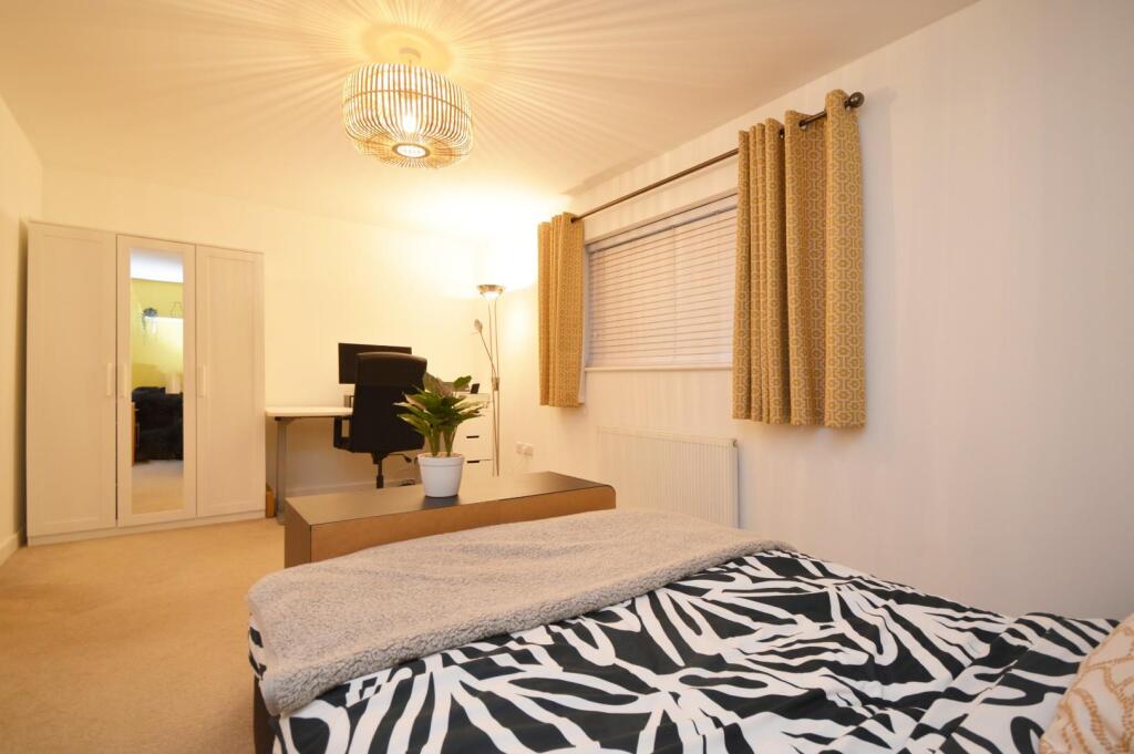 Additional image 12 of Hillview Close, Kingswood