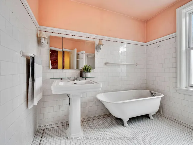 Additional image 22 of 10 London St