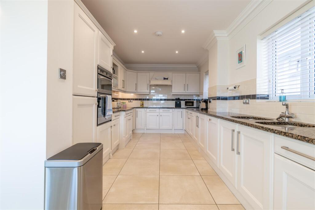 Additional image 7 of Chaddesley Glen, Sandbanks