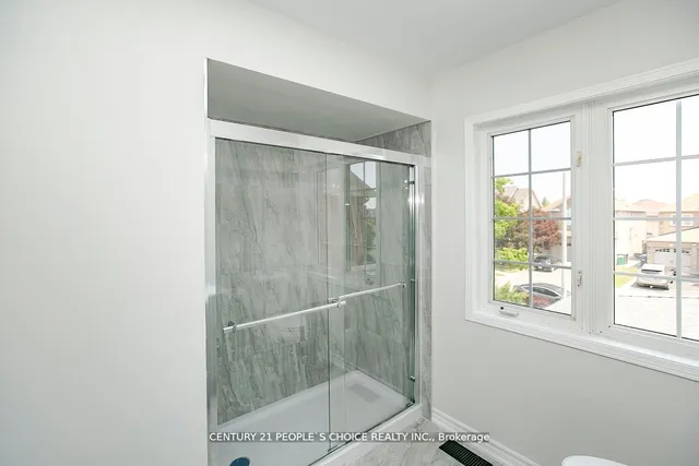 Additional image 27 of 46 Creekwood Dr