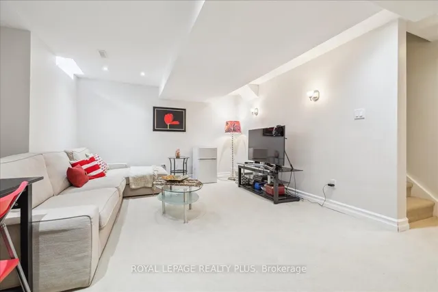 Additional image 25 of 487 Cedar Hedge Rd