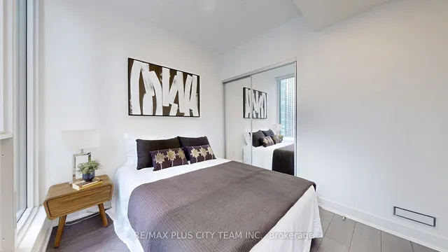 Additional image 20 of 35 Mercer St Unit 1613