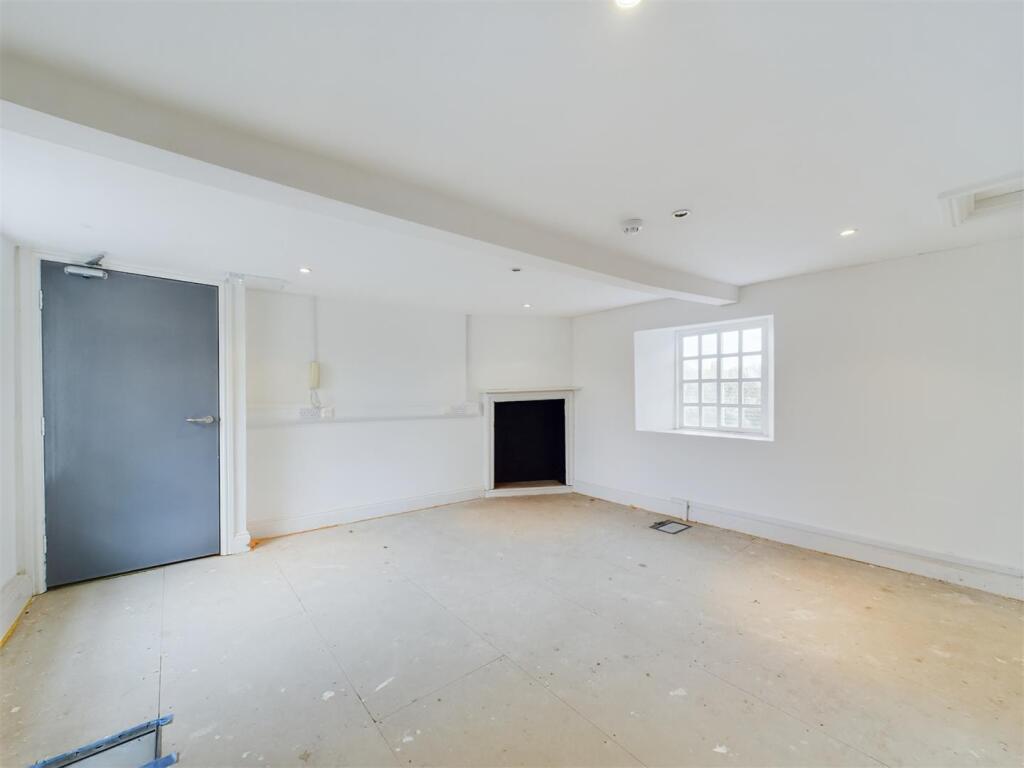 Additional image 5 of Castle Chambers, Market Place, Barnard Castle