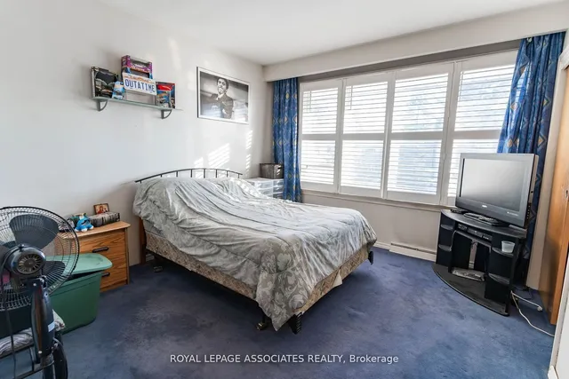 Additional image 18 of 89 Portage Ave