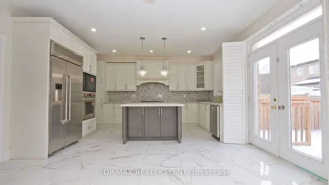 Additional image 10 of 40 John Carroll Dr