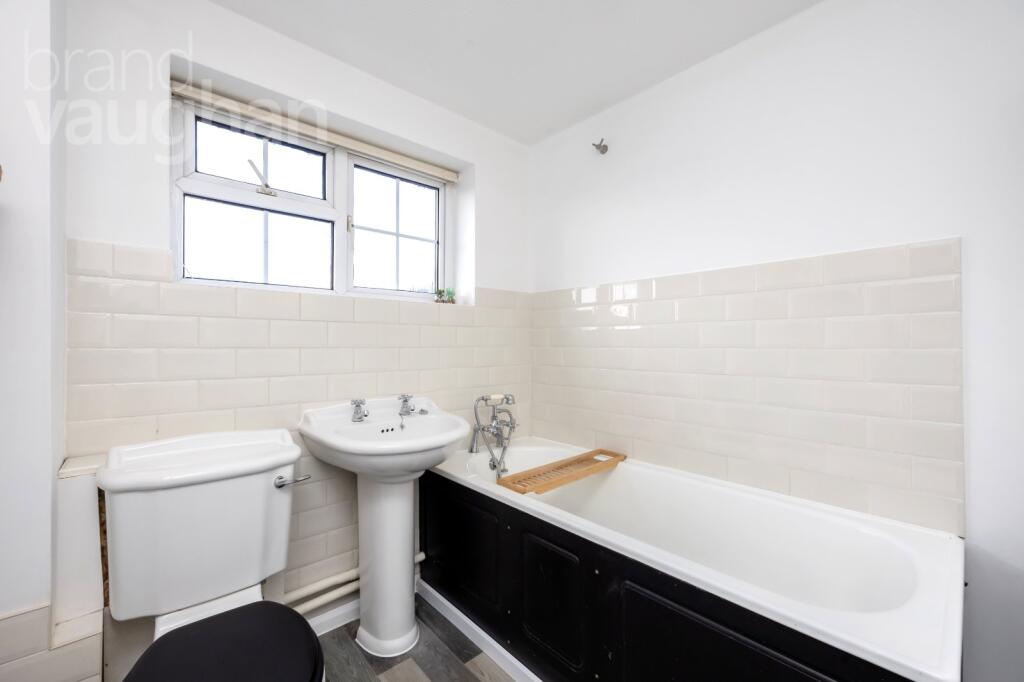 Additional image 18 of Barn Close, Albourne, Hassocks, West Sussex, BN6