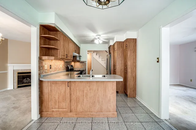 Additional image 16 of 1415 Hazelton Blvd Unit 26