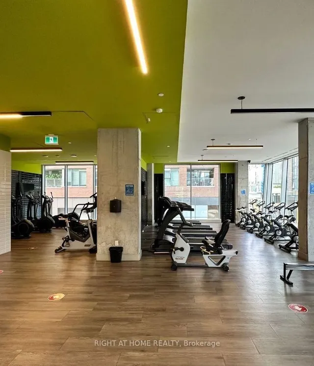 Additional image 19 of 25 Baseball Pl Unit 607